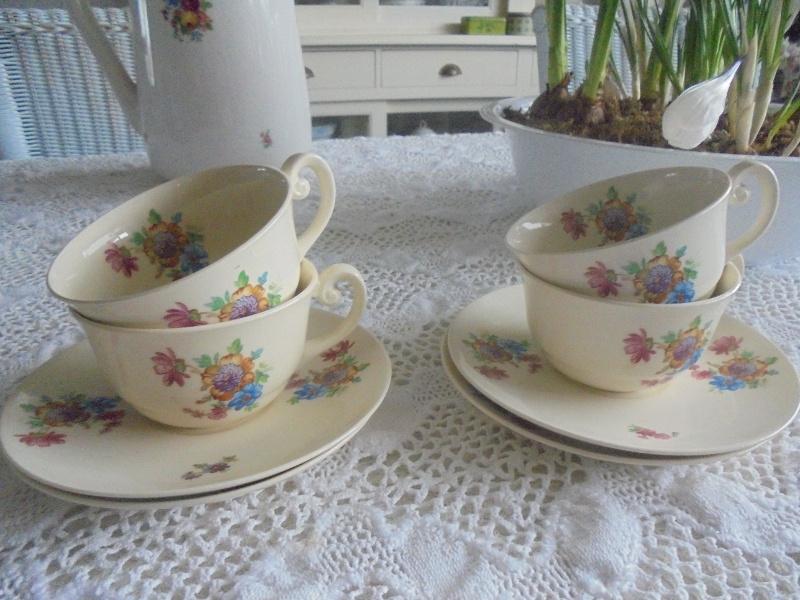 4 brocante kop en schotels Boudewijn Petrus Regout, Antiek en Kunst, Antiek | Servies los, Ophalen of Verzenden