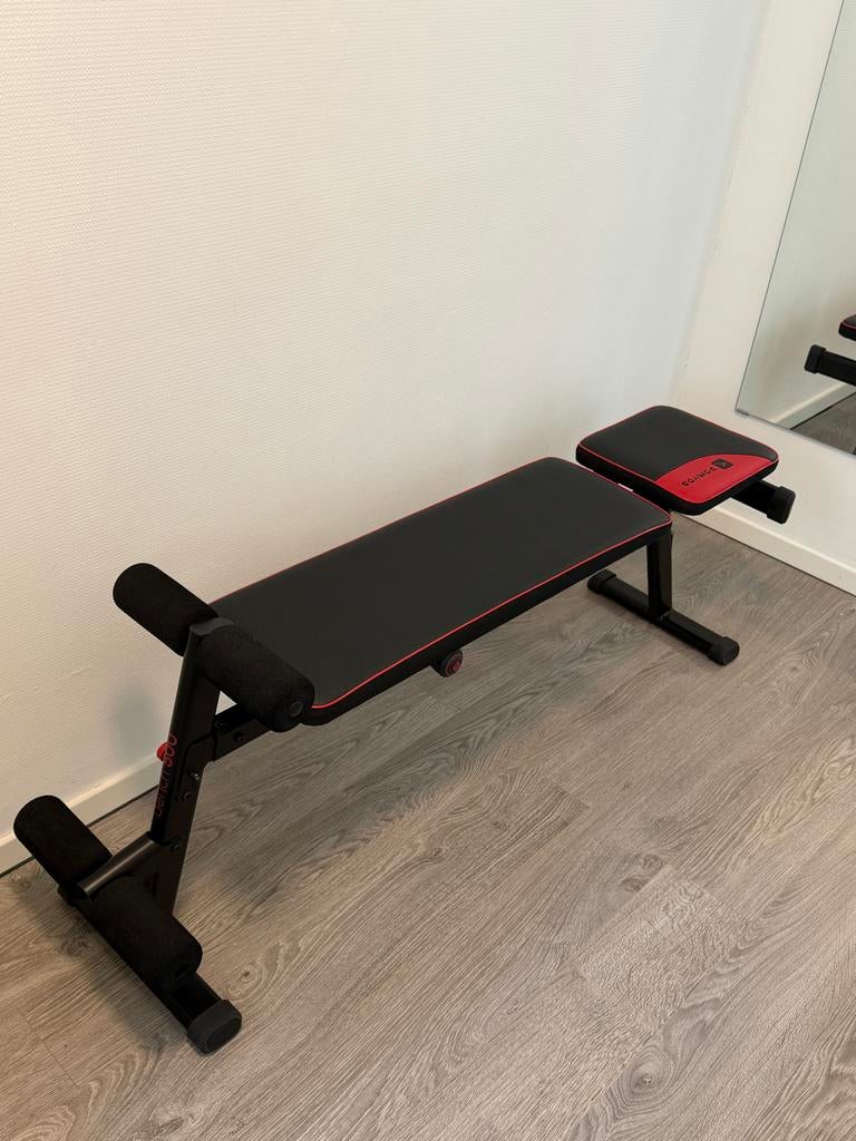 Sport bankje voor sit-ups en fitness, Sport en Fitness, Fitnessmaterialen, Ophalen, Zo goed als nieuw, Buik, Fitnessbank