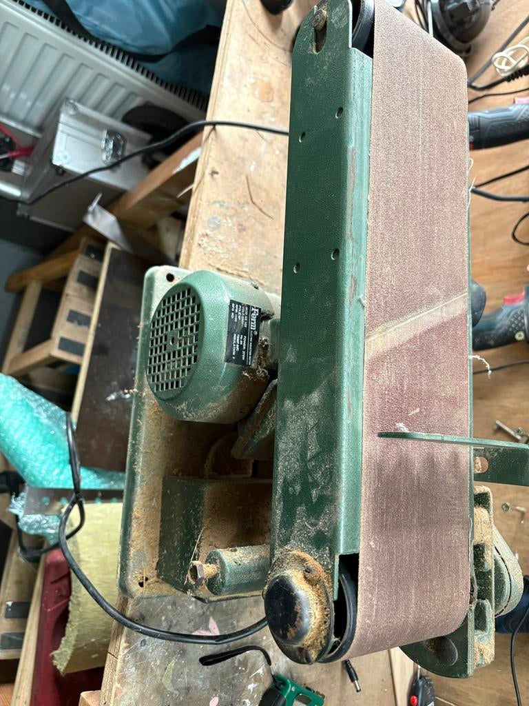 Bandschuurmachine, Ophalen of Verzenden, Gebruikt, 600 tot 1200 watt, Bandschuurmachine