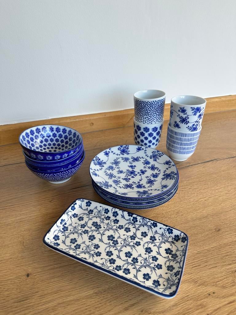 Ikea Entusiasm servies: koffiekopjes, bordjes, kommetjes, sc, Ophalen, Keramiek, Zo goed als nieuw, Overige stijlen