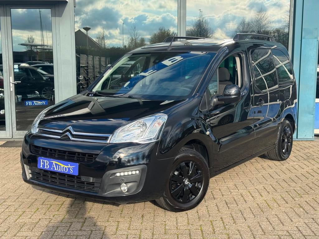 Citroen Berlingo 1.2 PureTech Feel Airco Lmv Cruise Navi Pan, Auto's, Citroën, Voorwielaandrijving, Stof, Gebruikt, 1295 kg