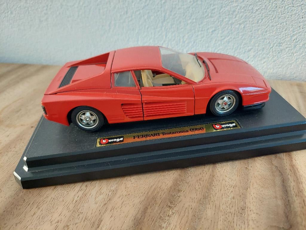 Bburago 1:24 Ferrari Testarossa 1984, Hobby en Vrije tijd, Modelauto's | 1:24, Gebruikt, Ophalen of Verzenden, Bburago, Bburago