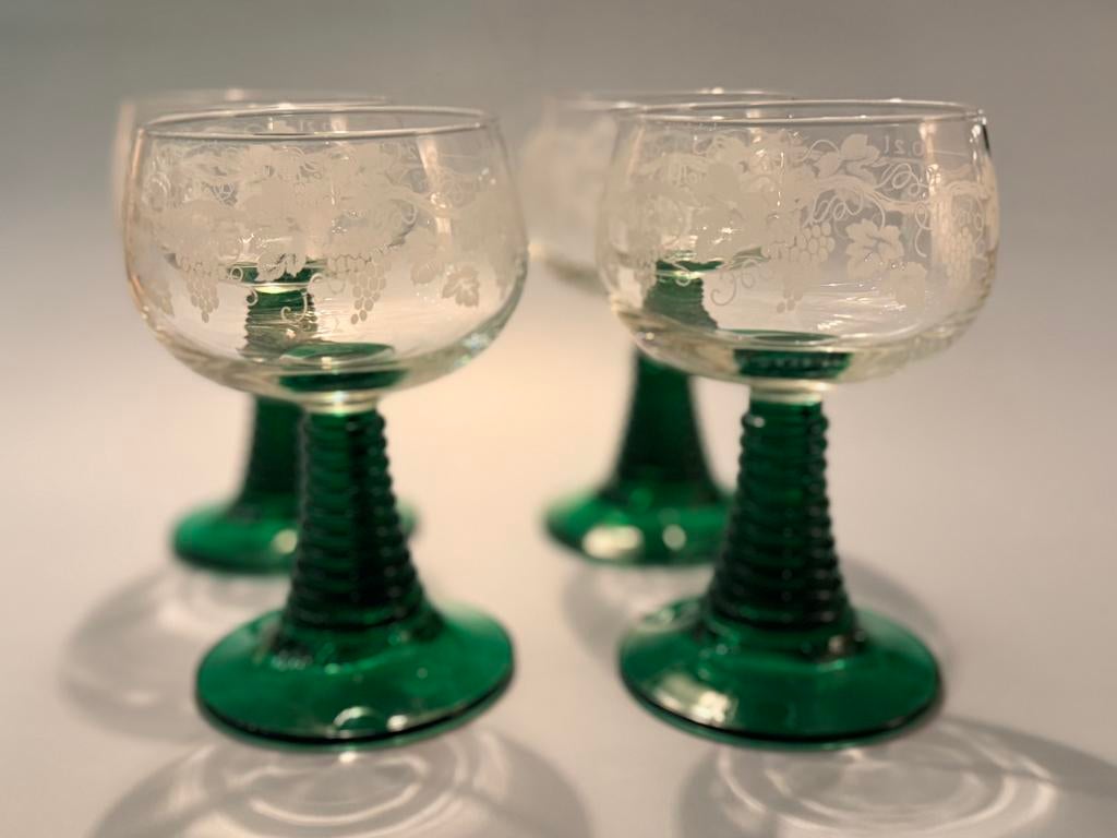 Set van 4 Vintage Roemer Wijnglazen - Groene Ribbelsteel, Ophalen of Verzenden