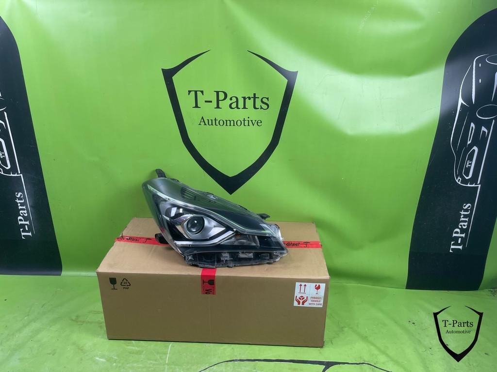 toyota yaris koplamp LED rechts 811300DK10