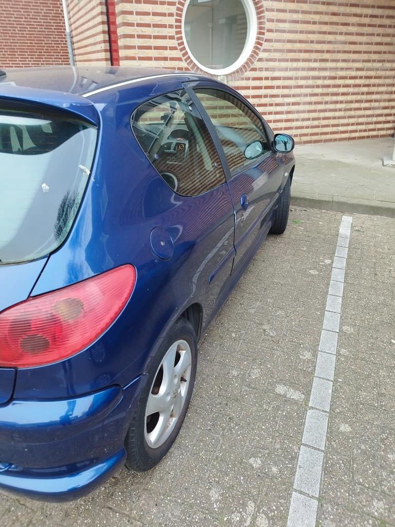 Peugeot 206 1.4 16V XS 3D 2004 Blauw, Auto's, Peugeot, Voorwielaandrijving, 1360 cc, 31 €/maand, 4 cilinders