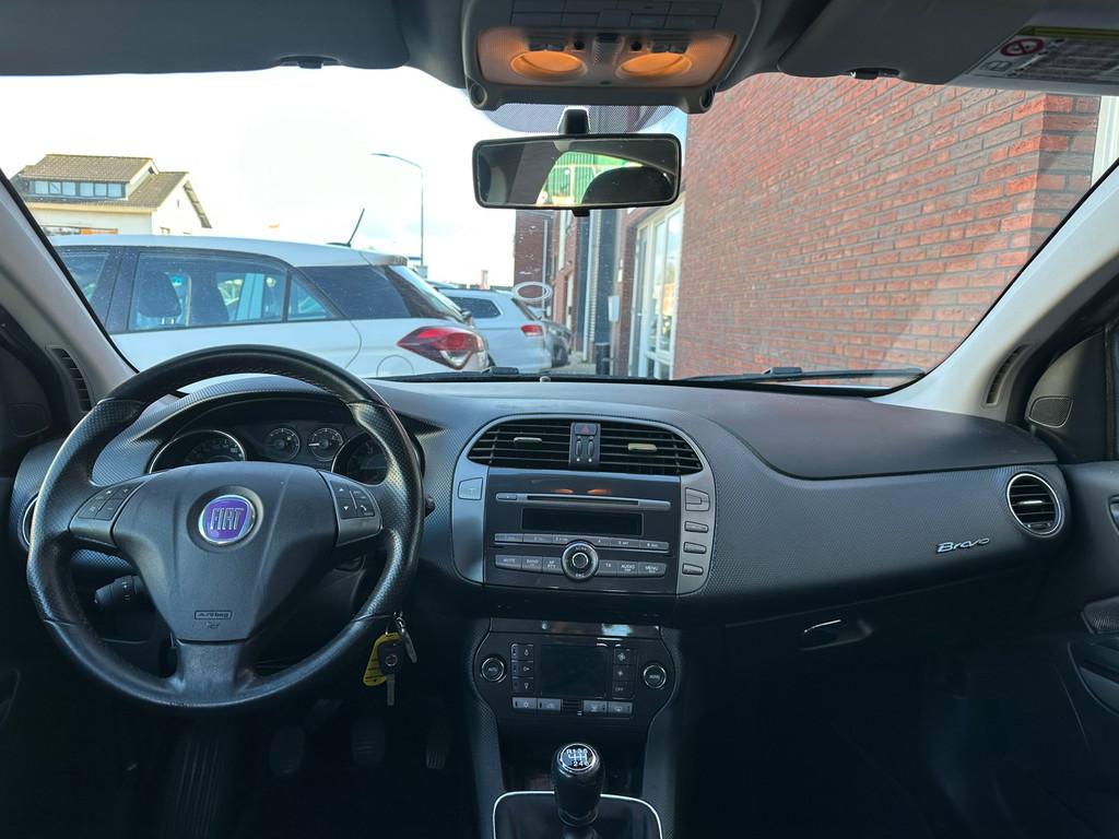 Fiat Bravo 1.4 T-Jet Corporate / Clima / PDC / LM / NAP, Voorwielaandrijving, Gebruikt, 4 cilinders, Met garantie (alle)