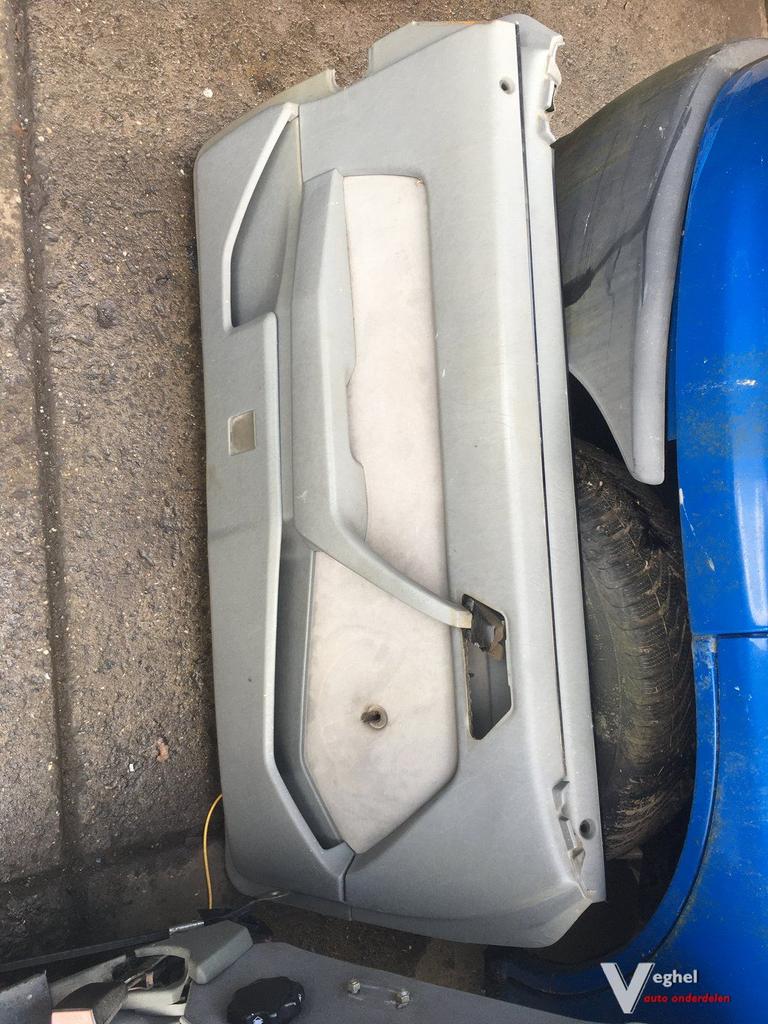 Mercedes W124 230ce Coupe handgeschakelde 5 bak 1987 Deurpan, Auto-onderdelen, Interieur en Bekleding, Ophalen, Gebruikt, -, -