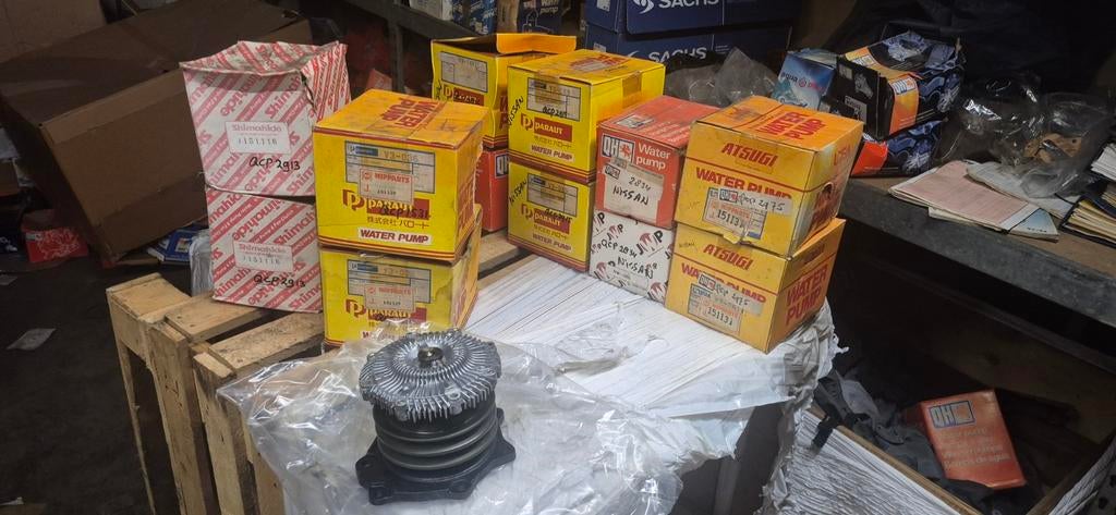 12x Nissan king cab, bluebird, vanette waterpompen., Ophalen of Verzenden, Nieuw, Nissan