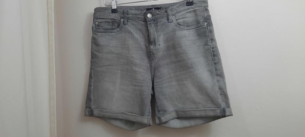 dames korte broek, merk 7forallmankind, maat 30, Maat 38/40 (M), Blauw, Ophalen of Verzenden, Zo goed als nieuw