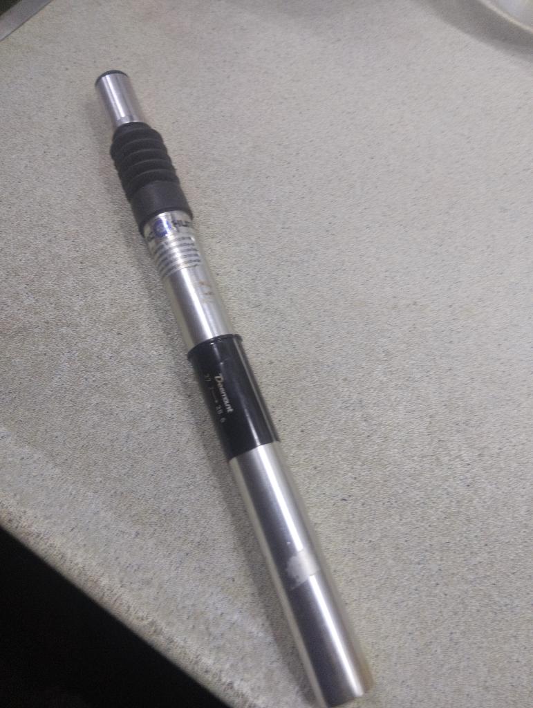 Te koop; Lichtgewicht aluminium verende zadelpen., Fietsen en Brommers, Fietsonderdelen, Ophalen of Verzenden, Nieuw, Algemeen