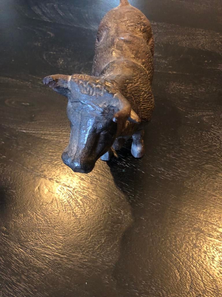 Beeldje van een stier, Ophalen of Verzenden, Gebruikt, Dier