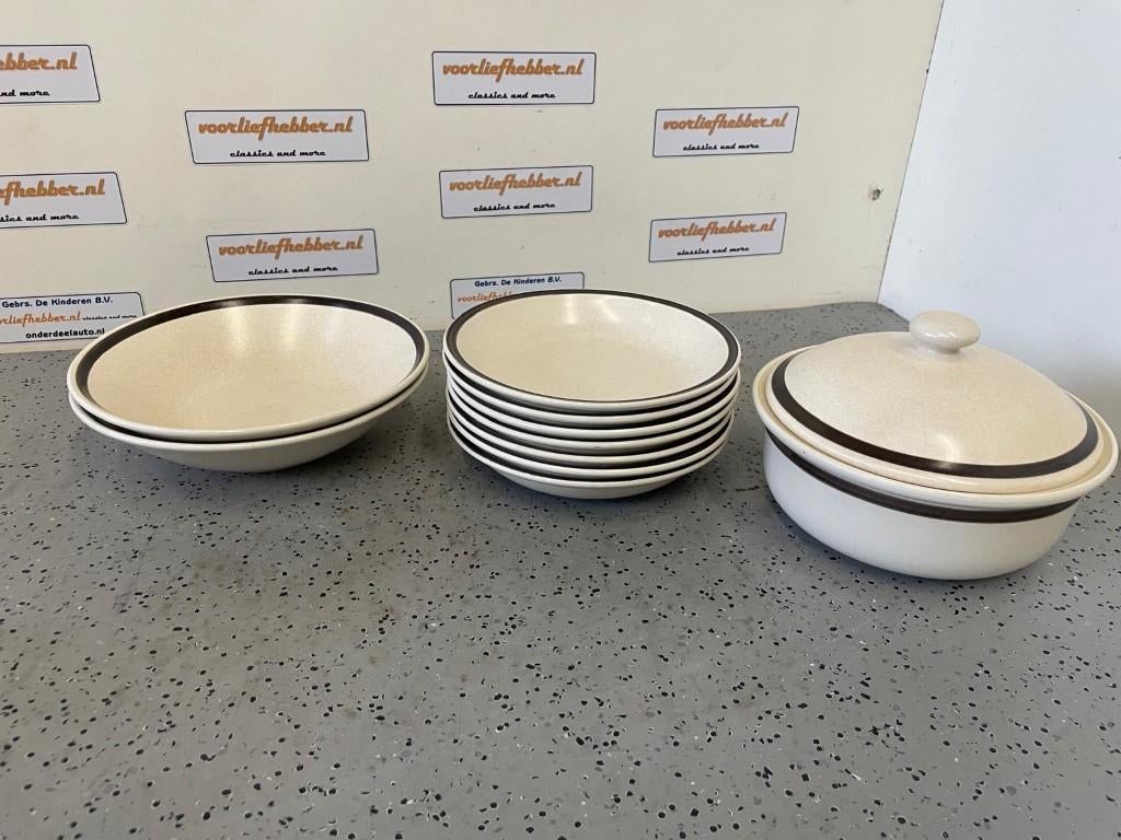 Servies Gien France, Beige met bruine rand, 29- delig, Antiek en Kunst, Antiek | Servies compleet, Ophalen