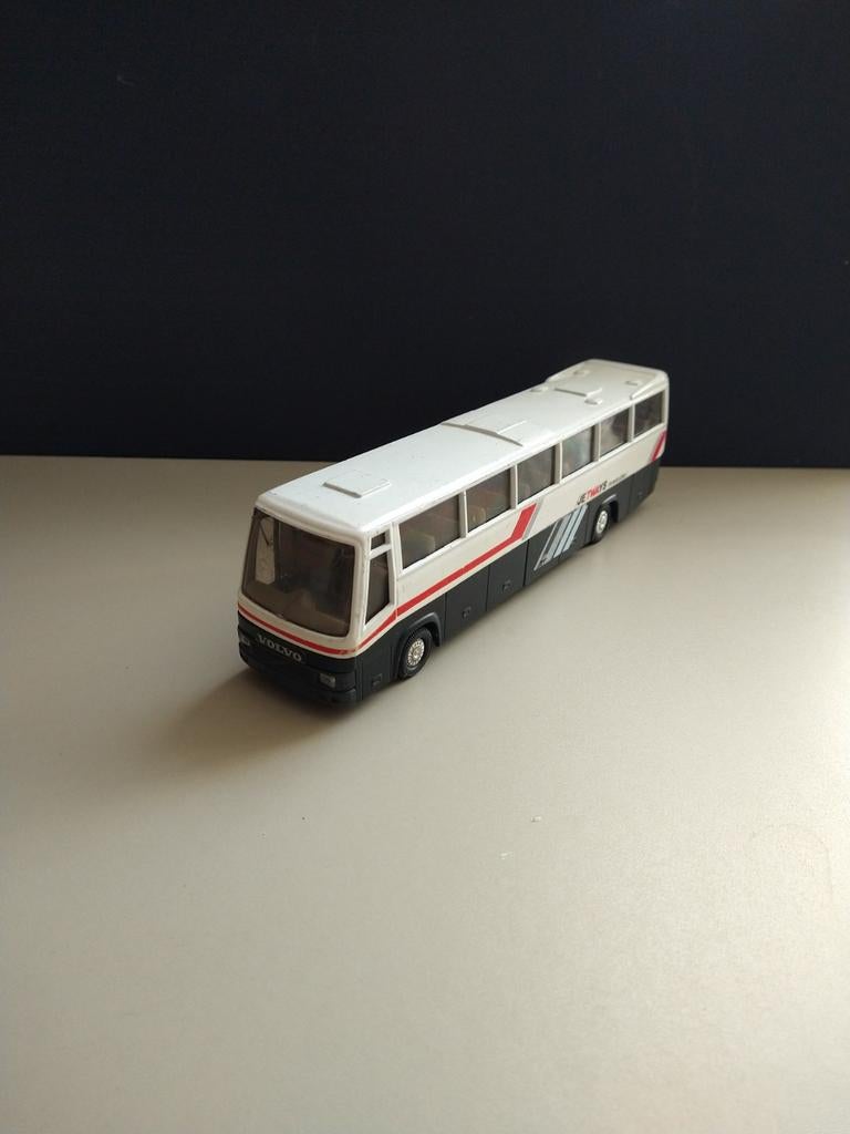 Volvo Coach Bus Joal - Made in Spanje, Hobby en Vrije tijd, Modelauto's | 1:50, Gebruikt, Bus of Vrachtwagen, Ophalen of Verzenden