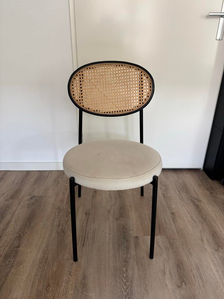 Westwing eetkamerstoel met rotan rugleuning, Huis en Inrichting, Stoelen, Ophalen, Gebruikt, Overige kleuren, Metaal
