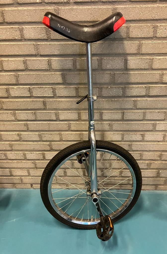 Circus bal eenwieler pedalo fietsje looptonnen goocheltruc, Fietsen en Brommers, Fietsen | Eenwielers, Gebruikt, Ophalen