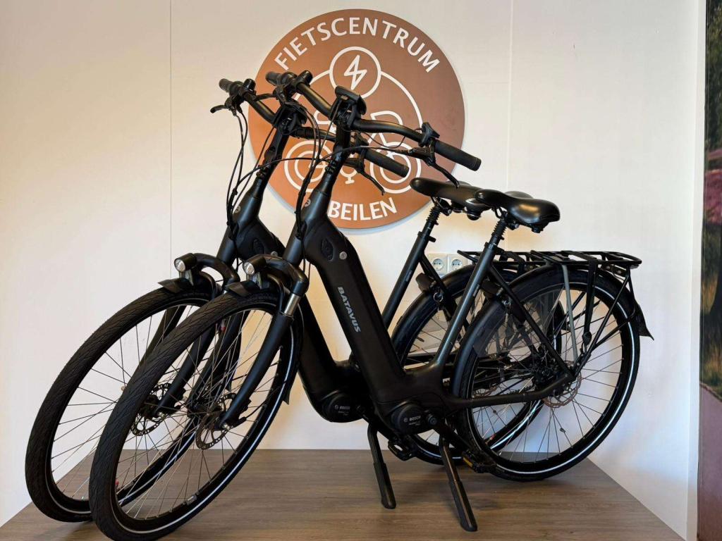 Set Batavus Finez E-go | 500Wh | Riem | Jong gebruikt |Bosch, Niet ingevuld, Ophalen of Verzenden, Zo goed als nieuw, 50 km per accu of meer