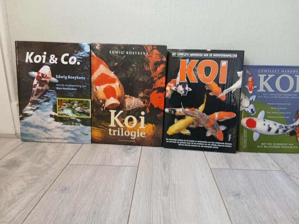Koi boeken - Essentieel voor de koi liefhebber, Ophalen of Verzenden, Overige typen