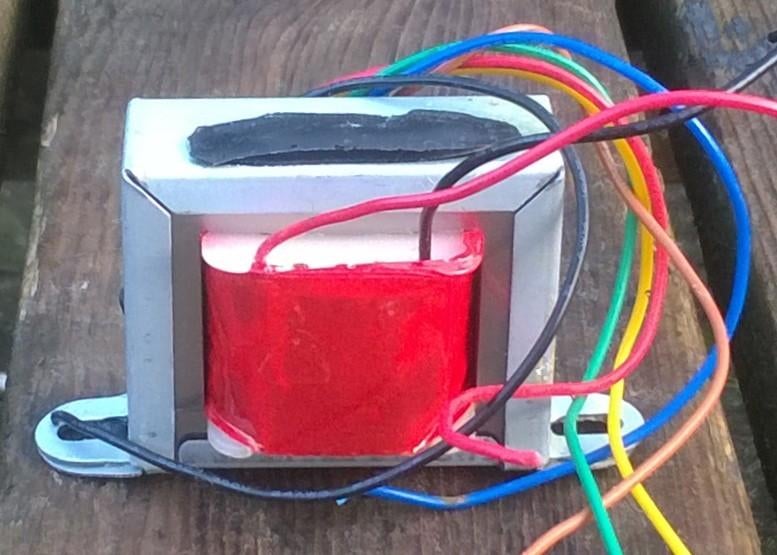 Lijntransformator 100 Volt 20 Watt, Gebruikt, Ophalen of Verzenden, Nb, Nb