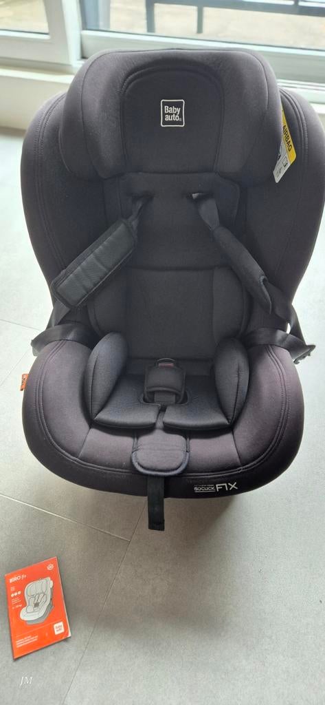 Babyauto autostoel met Isofix - Zwart, inclusief verkleiner, Gebruikt, 0 t/m 18 kg, Zijbescherming, Isofix
