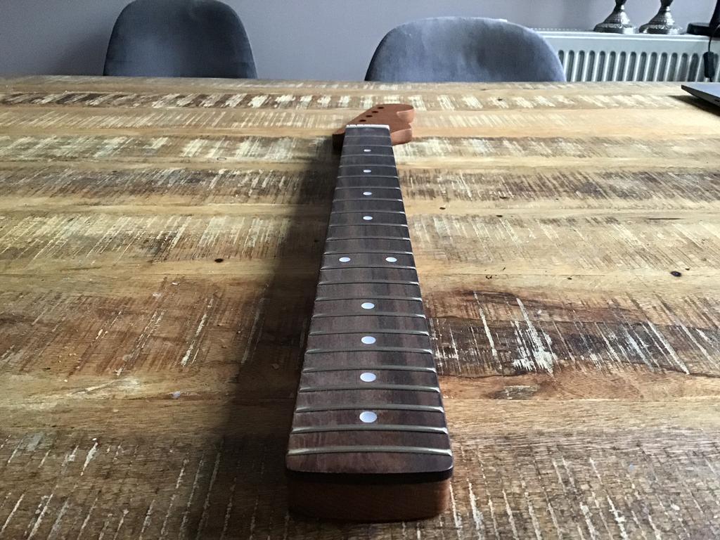 Fender hals, Muziek en Instrumenten, Instrumenten | Onderdelen, Ophalen of Verzenden, Zo goed als nieuw, Elektrische gitaar