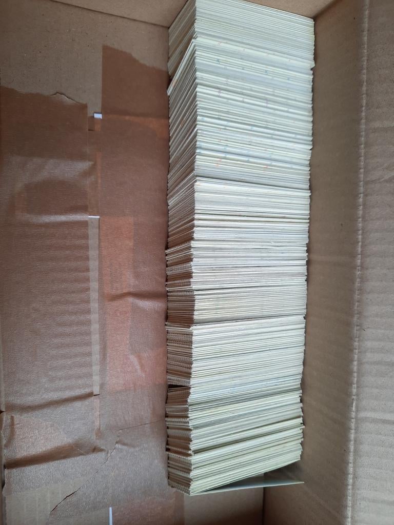 Postzegels boekjes Suriname in veelvoud opruiming, Postzegels en Munten, Postzegels | Volle albums en Verzamelingen, Verzenden