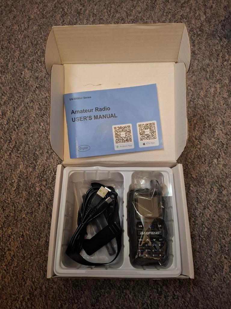 Baofeng UV 5R MINI zwart, Telecommunicatie, Portofoons en Walkie-talkies, Ophalen of Verzenden, Zo goed als nieuw, 2 to 5 km