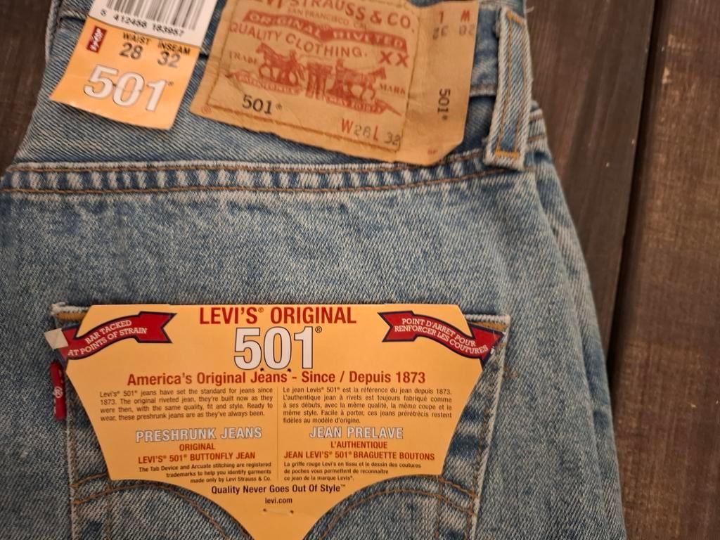 Levi's Original 501* 28/32 Stonebleached, Blauw, Nieuw, W32 (confectie 46) of kleiner, Ophalen of Verzenden