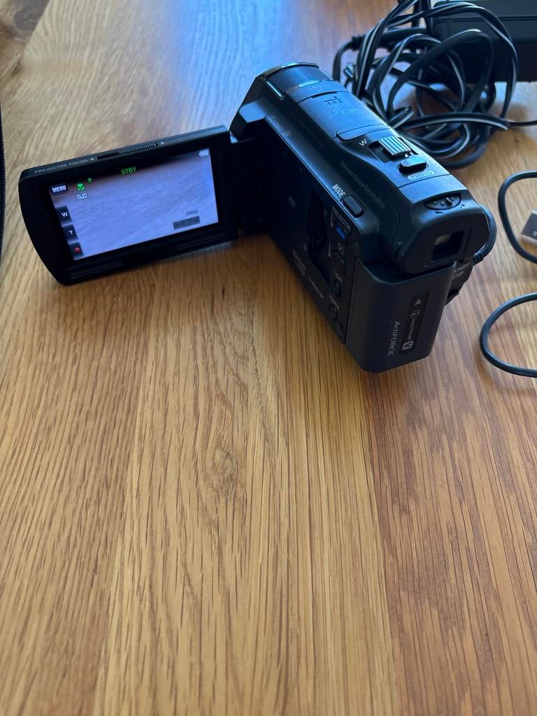 Sony Handycam HDR-PJ200E Full HD Camcorder met Projector, Full HD, Overige soorten, Ophalen of Verzenden, Zo goed als nieuw