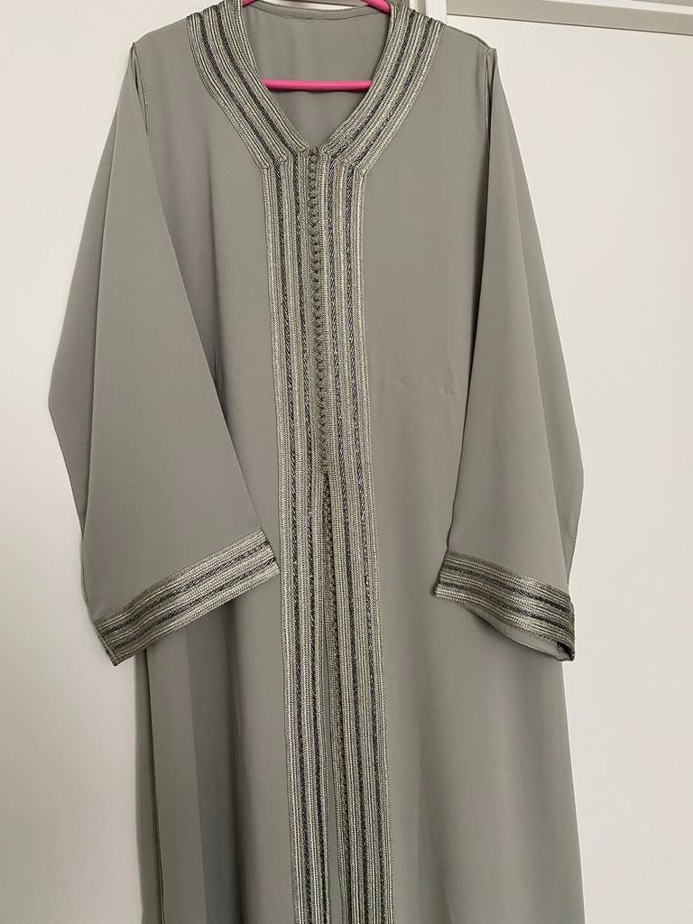 Prachtig Marokkaanse jurk takchita met riem, Ophalen of Verzenden, Zo goed als nieuw, Maat 38/40 (M), Overige typen