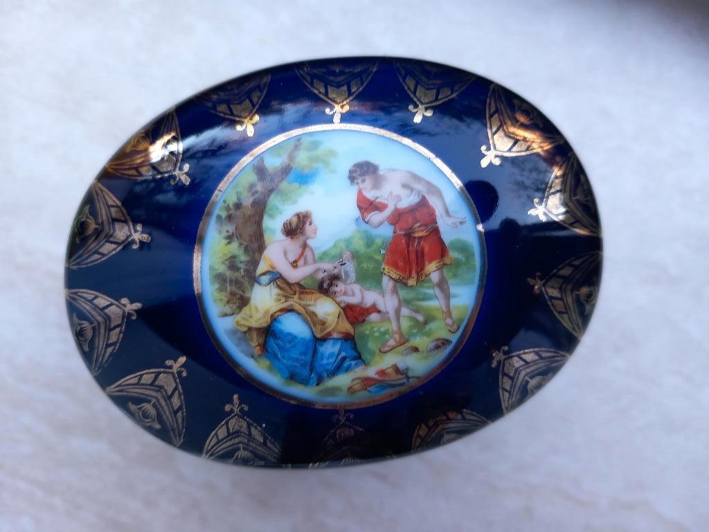 Antiek porseleinen juwelendoosje Ackermann & Fritze, Ophalen