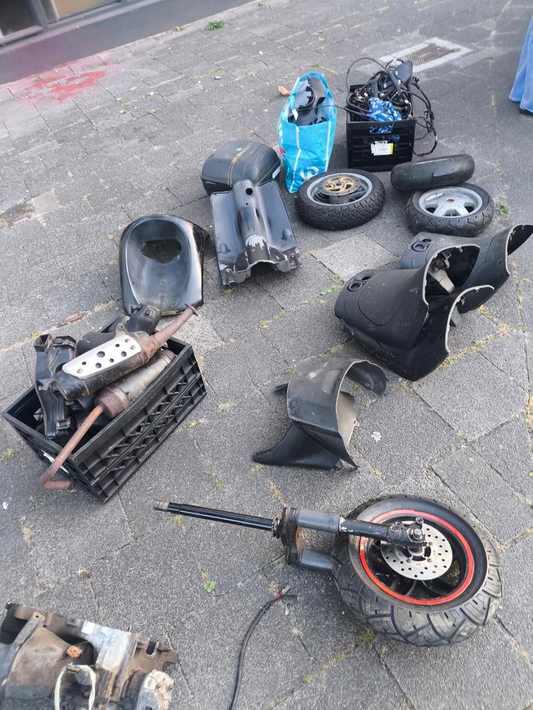 Piaggio zip type 1 2 3 fr fastrider Puch zip 2000 4t 2t, Ophalen, Zo goed als nieuw