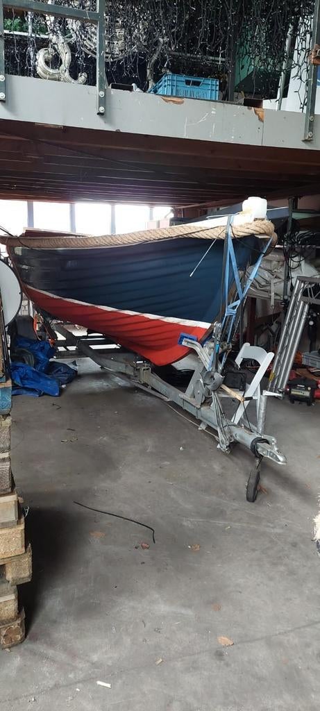 Sloep met binnenmotor + trailer - Opknapper, Watersport en Boten, Boottrailers, Ophalen, Minder dan 1500 kg, Gebruikt, Sloepentrailer