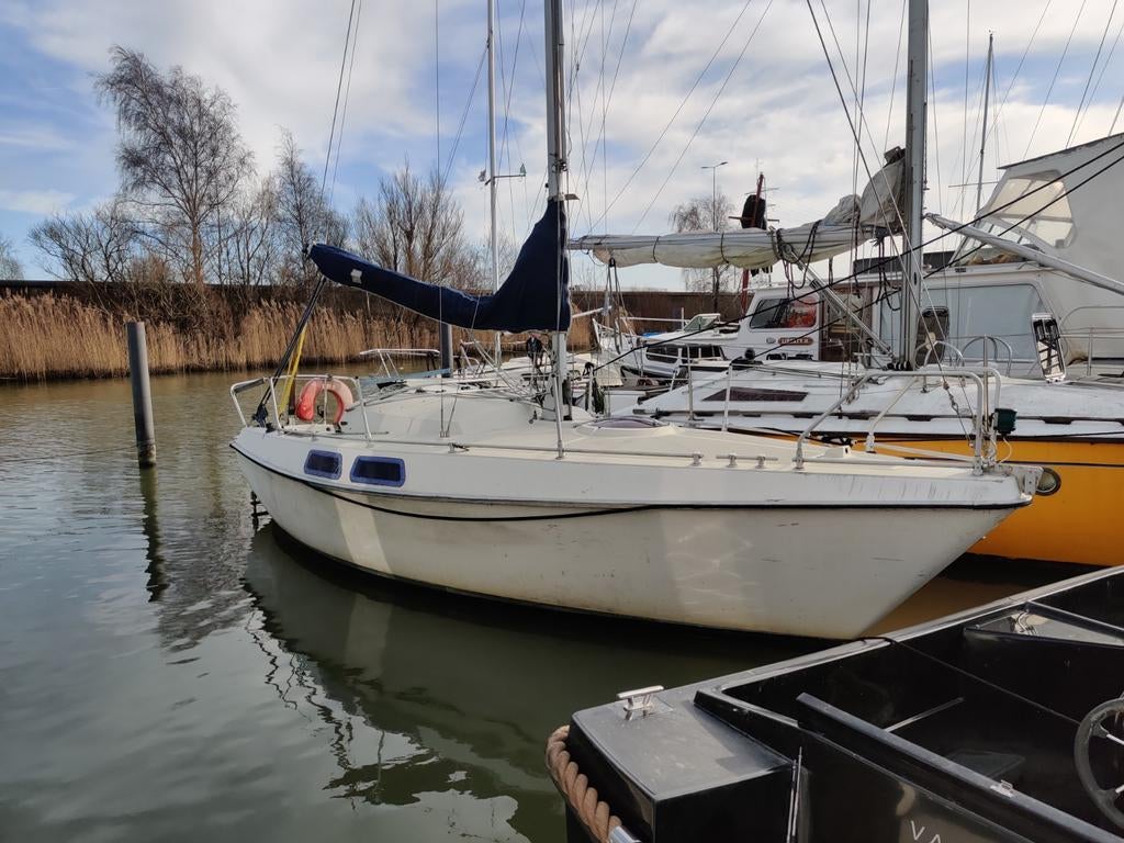 Etap 22 zeiljacht, Watersport en Boten, Kajuitzeilboten en Zeiljachten, Ophalen, Gebruikt, Polyester, Benzine
