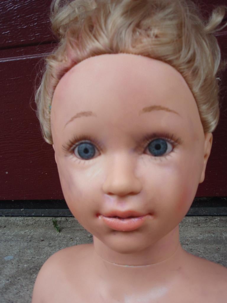 Visagie-/haar - oefenkop, Ophalen, Zo goed als nieuw, Babypop