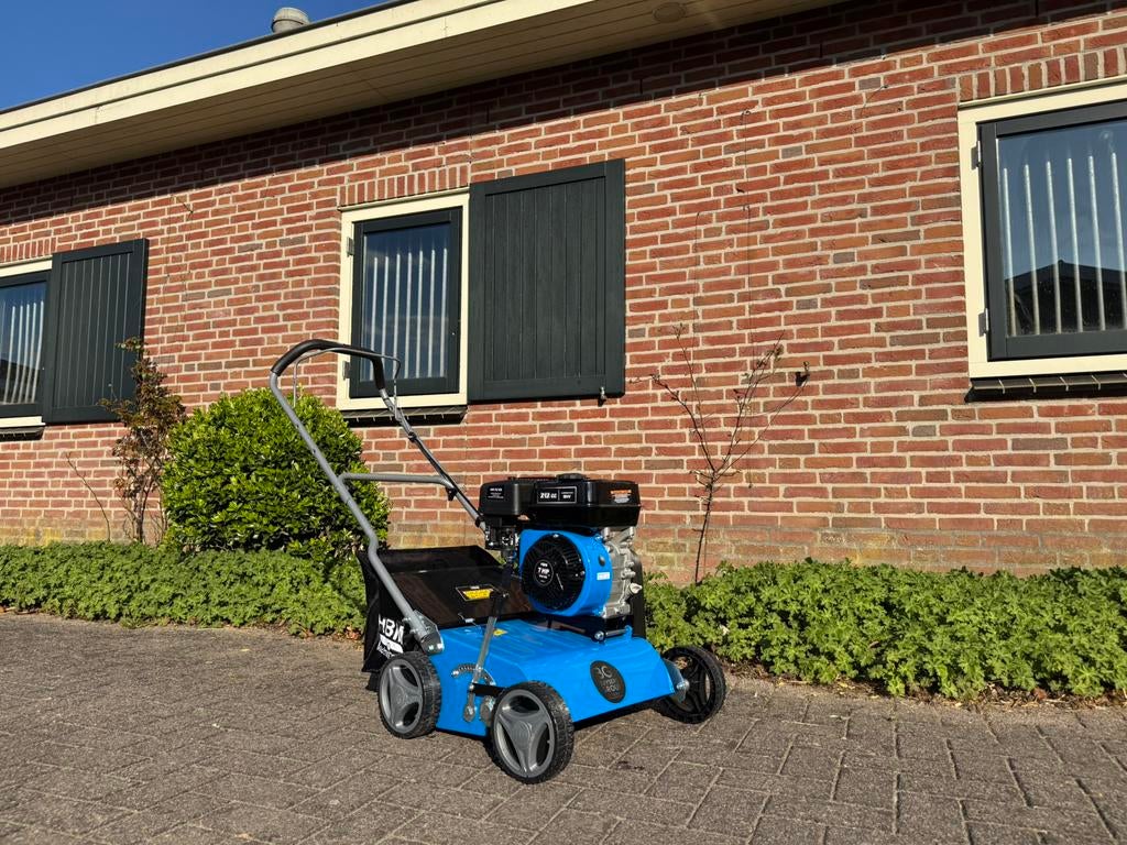 Te huur 4takt verticuteer machine, Ophalen, Nieuw, Benzine, HBM