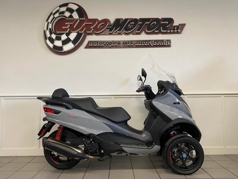 PIAGGIO MP3 500 HPE ABS&ASR AUTORIJBEWIJS (bj 2021) Premium