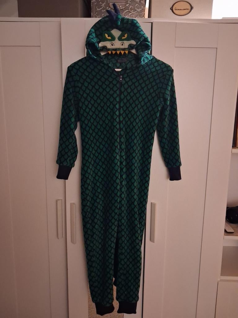 Onesie Draak Maat 152 - Lekker Warm!, Kinderen en Baby's, Carnavalskleding en Verkleedspullen, Ophalen of Verzenden, Zo goed als nieuw