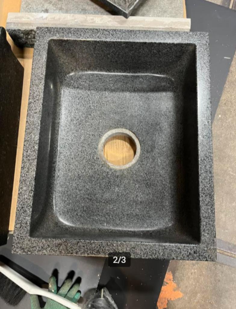 Granieten wasbak 60x53x15 cm €250, Ophalen, Wastafel