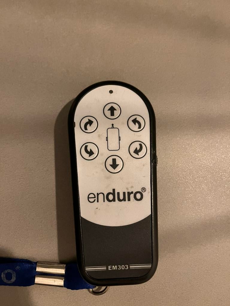 GEZOCHT!, Batterijklepje voor EM303 Enduro afstandsbediening, Ophalen of Verzenden, Gebruikt