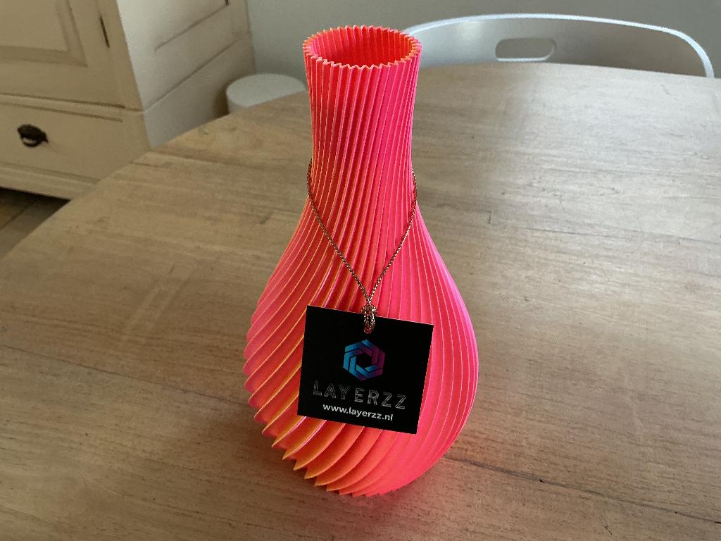 LAYERZZ design vouw VAAS Kunst kleurverloop NIEUW, Huis en Inrichting, Woonaccessoires | Vazen, Nieuw, Overige kleuren, Minder dan 50 cm