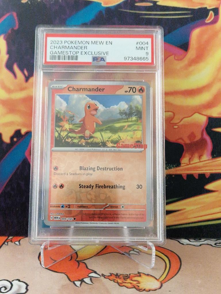 PSA 9 Charmander - Mew 151 - Gamestop Exclusive Promo, Ophalen of Verzenden, Nieuw, Losse kaart, Foil