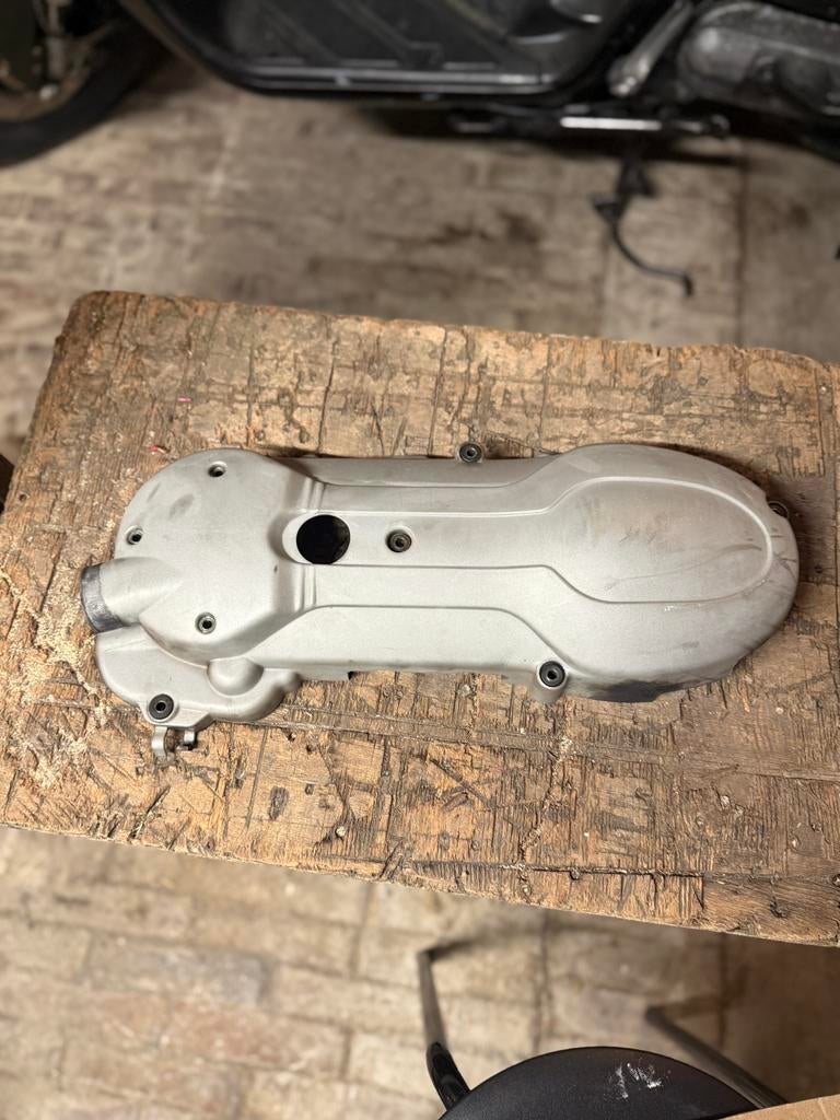 Gilera runner 125/180cc carterkapcover, Fietsen en Brommers, Brommeronderdelen | Scooters, Ophalen of Verzenden, Gebruikt, Blok