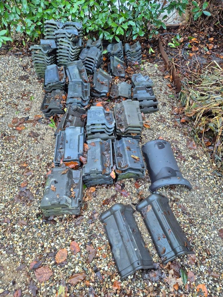 Gebruikte keramische antraciet pannen - m.n. Teeuwen Tegelen, Ophalen, Gebruikt, Steen of Klei, 15 m² of meer