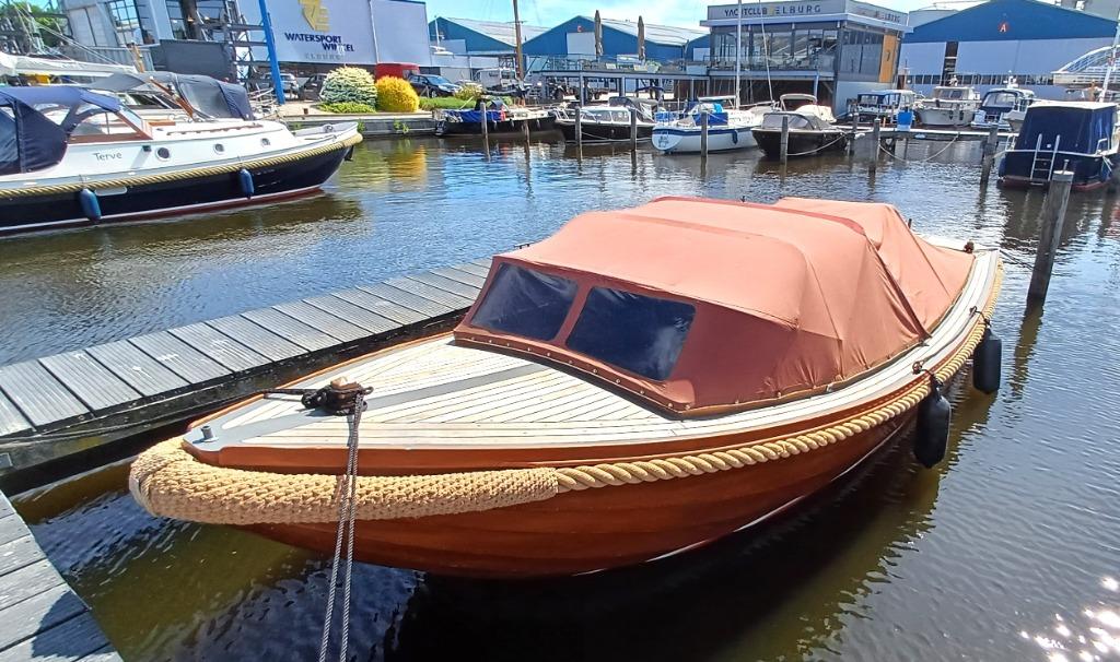 Helderse Vlet 7.50 x 3.00 x 0.60 (bouwjaar 1965), Watersport en Boten, Ophalen, Gebruikt, Binnenboordmotor, 6 meter of meer