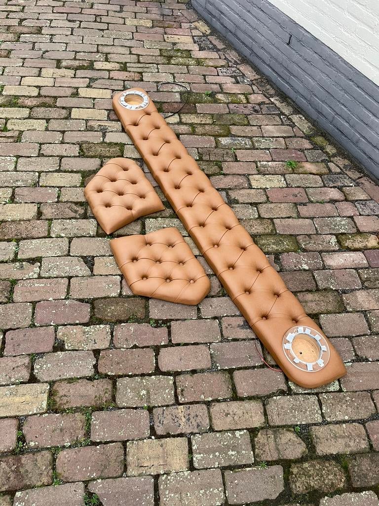 Scania NG zonneklep en deurpanelen geknoopt cognac, Verzenden, Nieuw, Scania