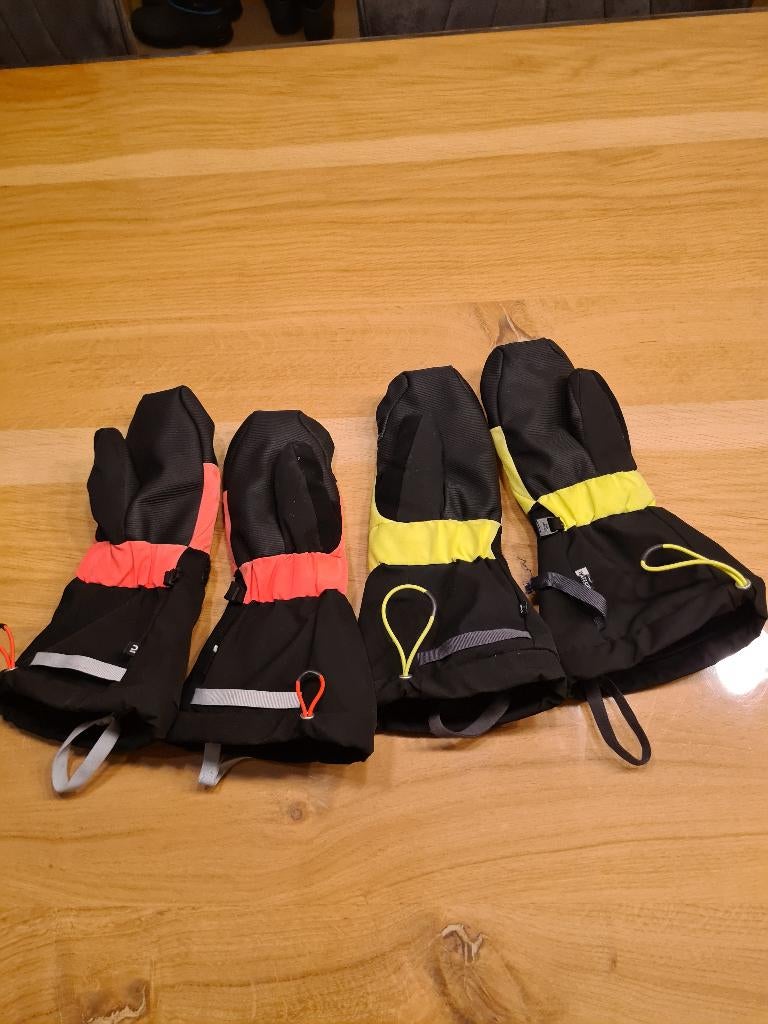 Kinderwanten decathlon, Ophalen, Jongen of Meisje, Zo goed als nieuw, 104 of kleiner