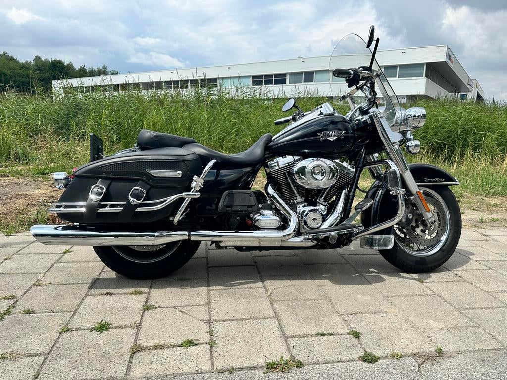 Harley Davidson Road King Classic - 2012, 2 cilinders, 1690 cc, Motorrijbewijs A, Particulier