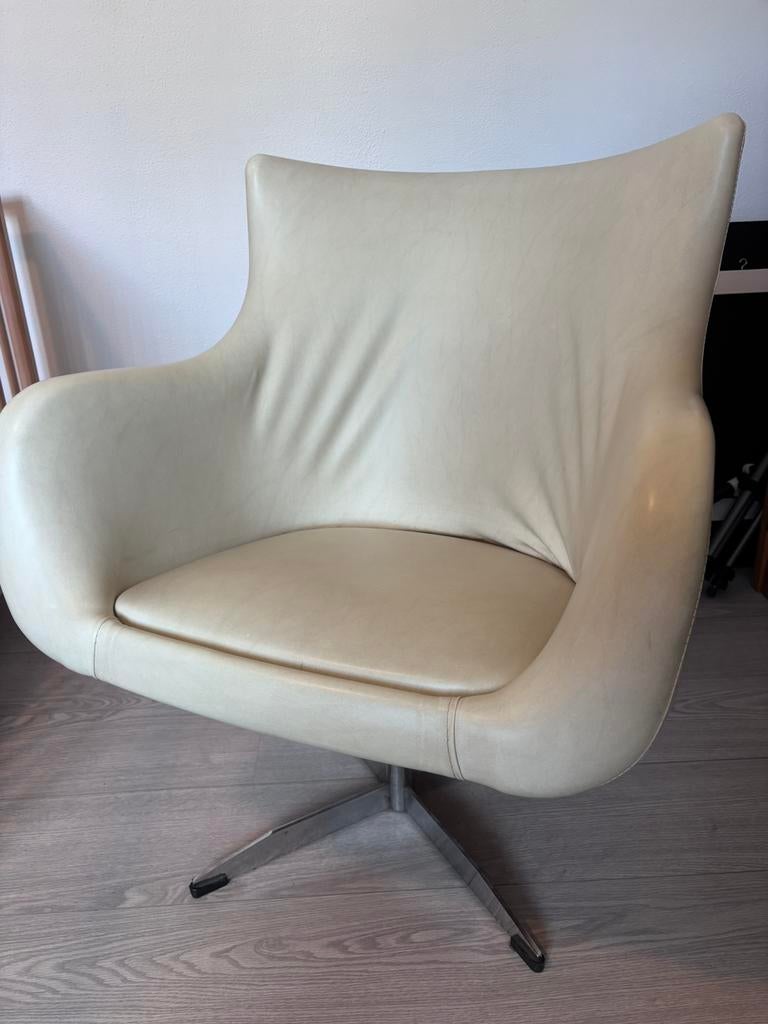 Vintage draaistoel, Ophalen, Zo goed als nieuw, 50 tot 75 cm