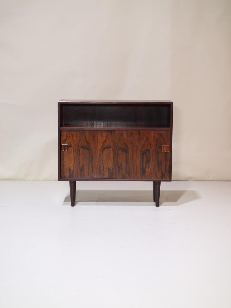 Boekenkastje met schuifdeuren palissander Deens vintage, Ophalen, Met deur(en), -, -