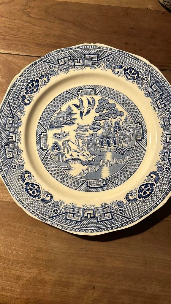 Antiek Petrus Regout bord Willow (blue willow), Antiek en Kunst, Antiek | Servies los, Ophalen of Verzenden